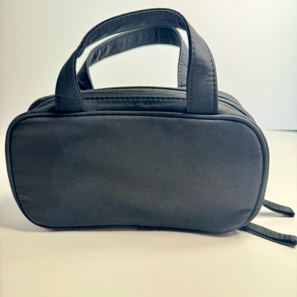 NWT. Primark Disney makeup cosmetic toiletries bag featuring Mickey Mouse. - Picture 4 of 14